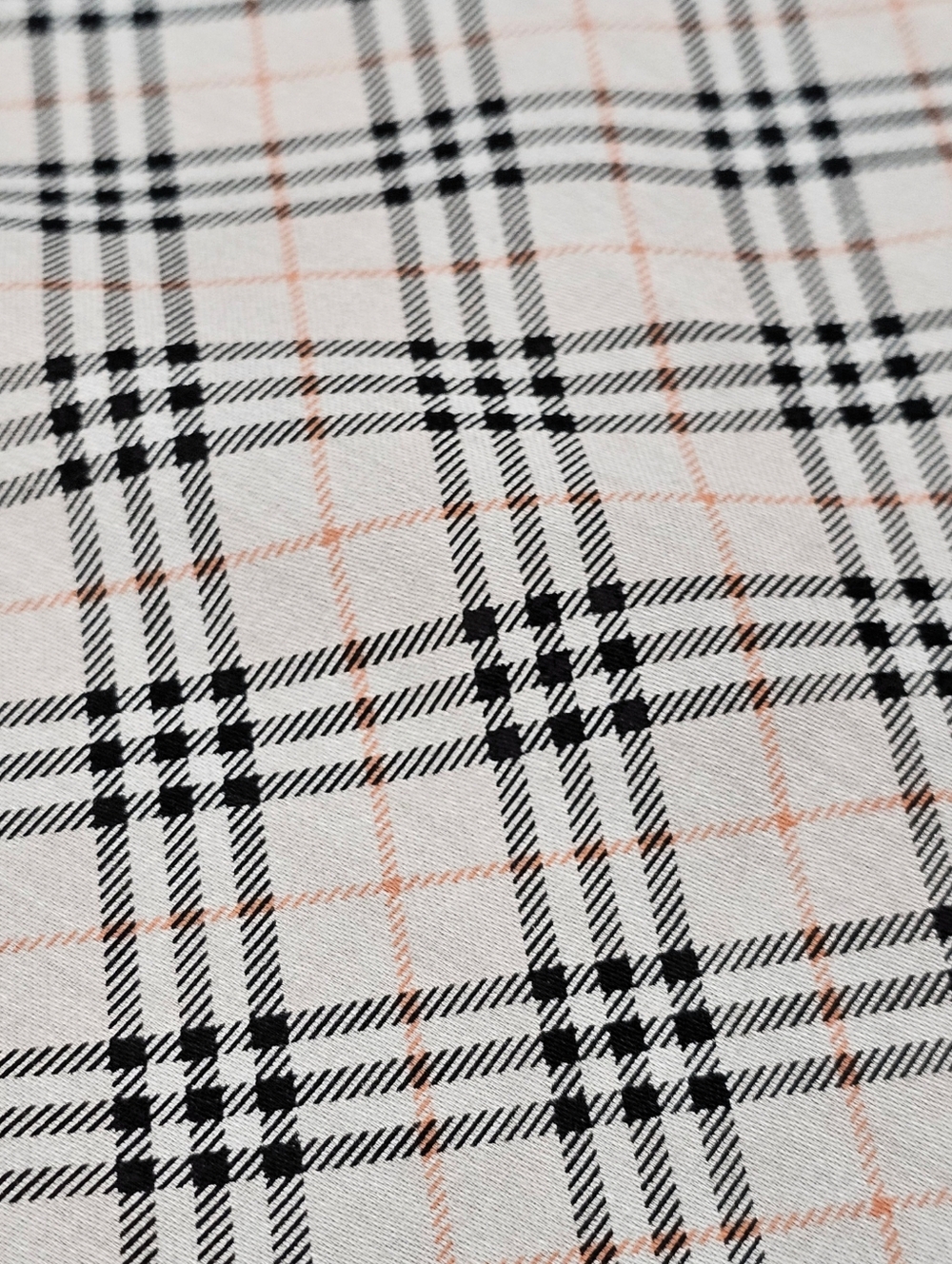 BURBERRY SCARF - Picture 8 of 13